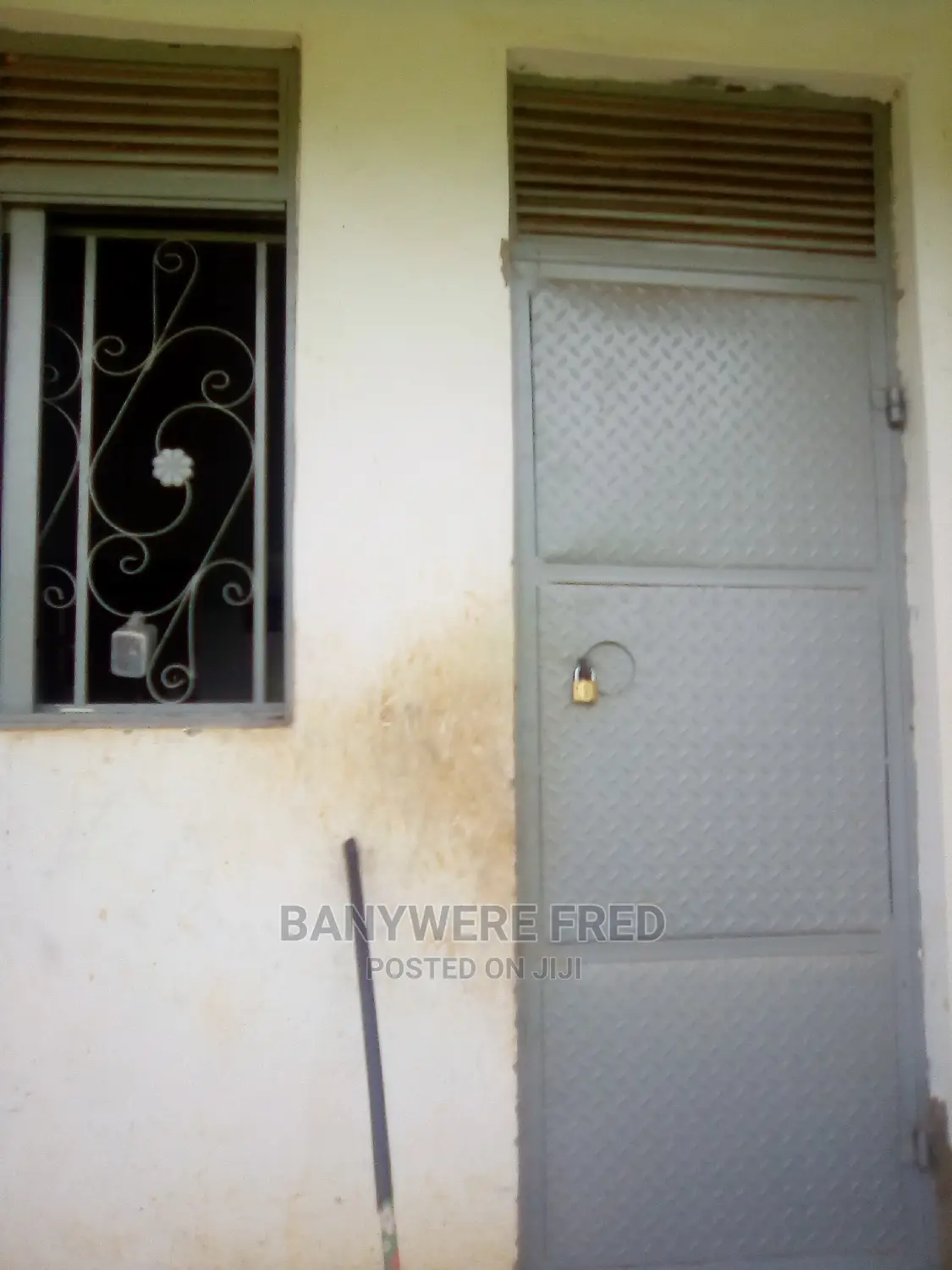 Furnished 3bdrm Bungalow in Kira for Sale