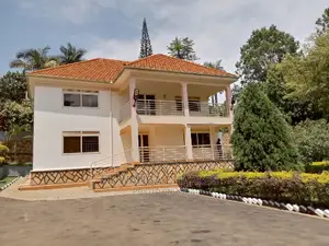 4bdrm Duplex in Fs Properties Ltd, Central Division for Rent