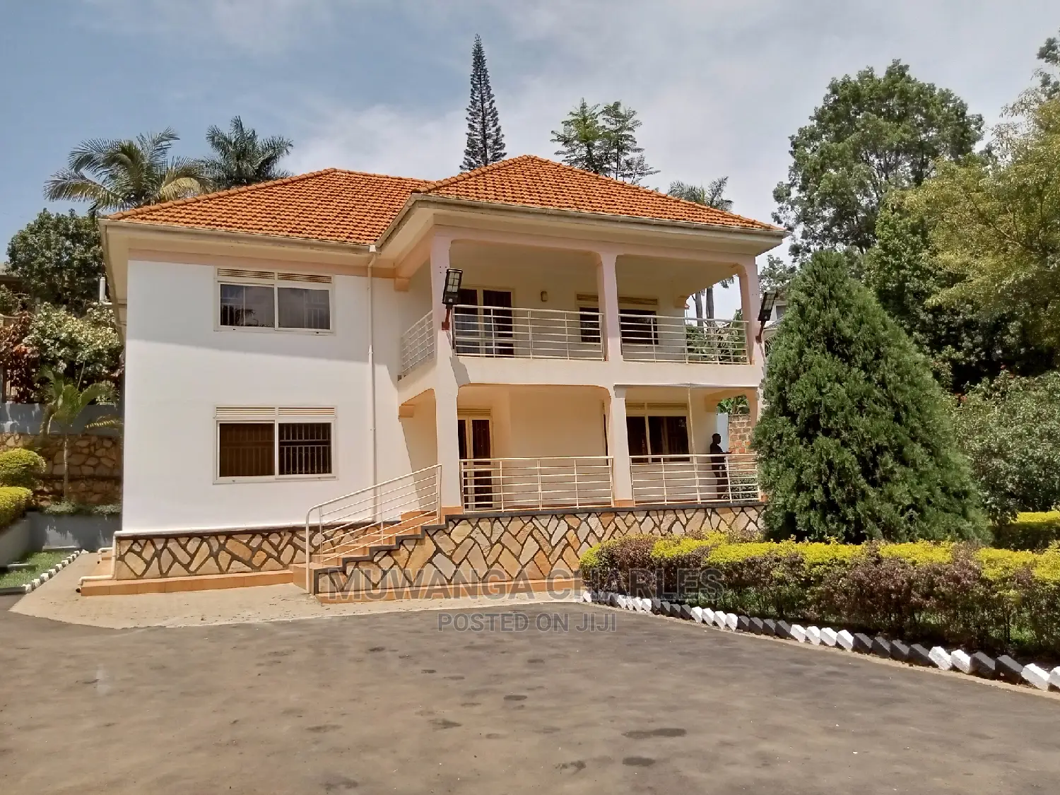 4bdrm Duplex in Fs Properties Ltd, Central Division for Rent