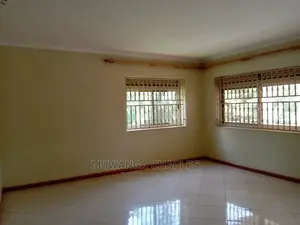 4bdrm Duplex in Fs Properties Ltd, Central Division for Rent