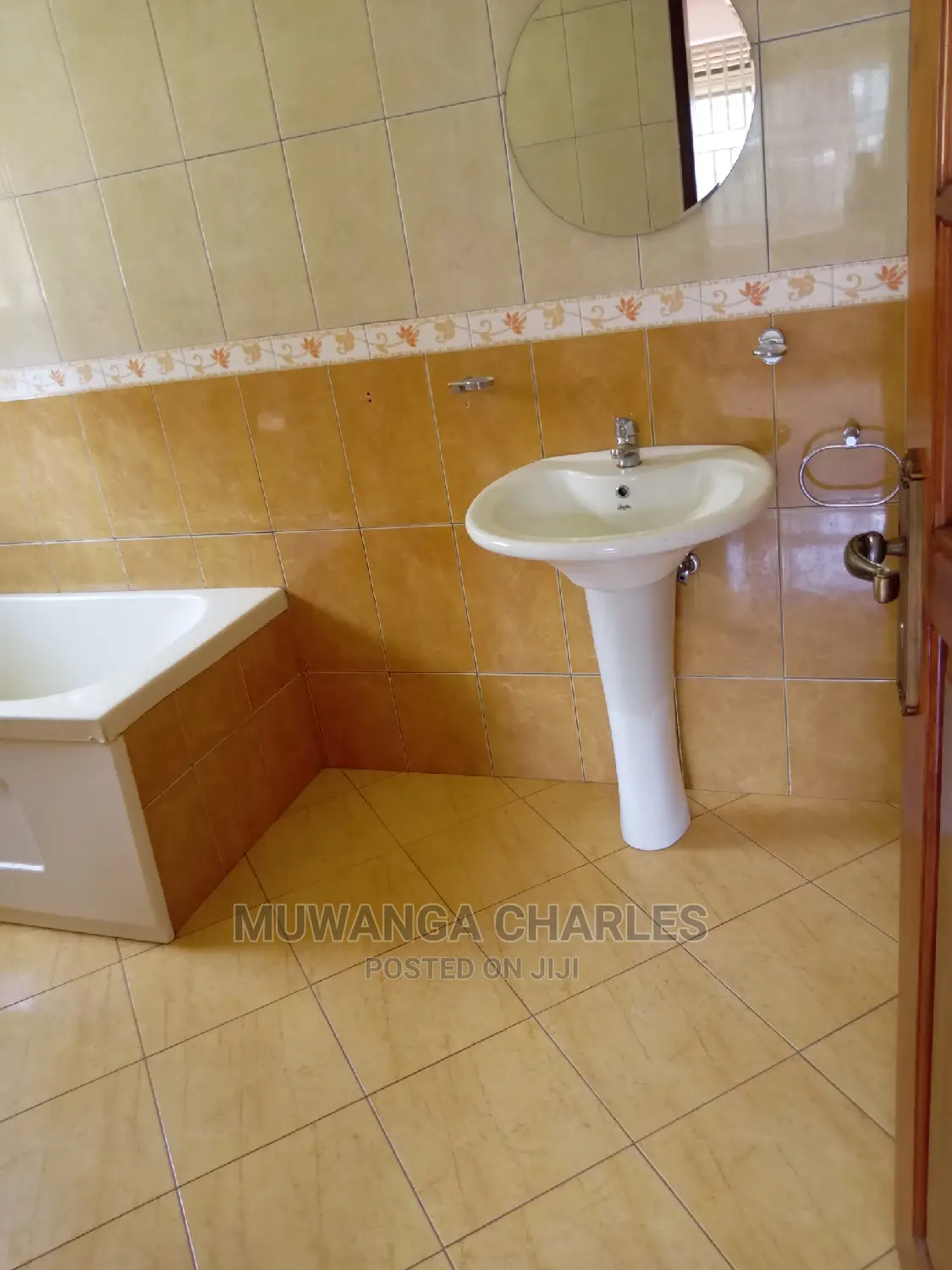 4bdrm Duplex in Fs Properties Ltd, Central Division for Rent