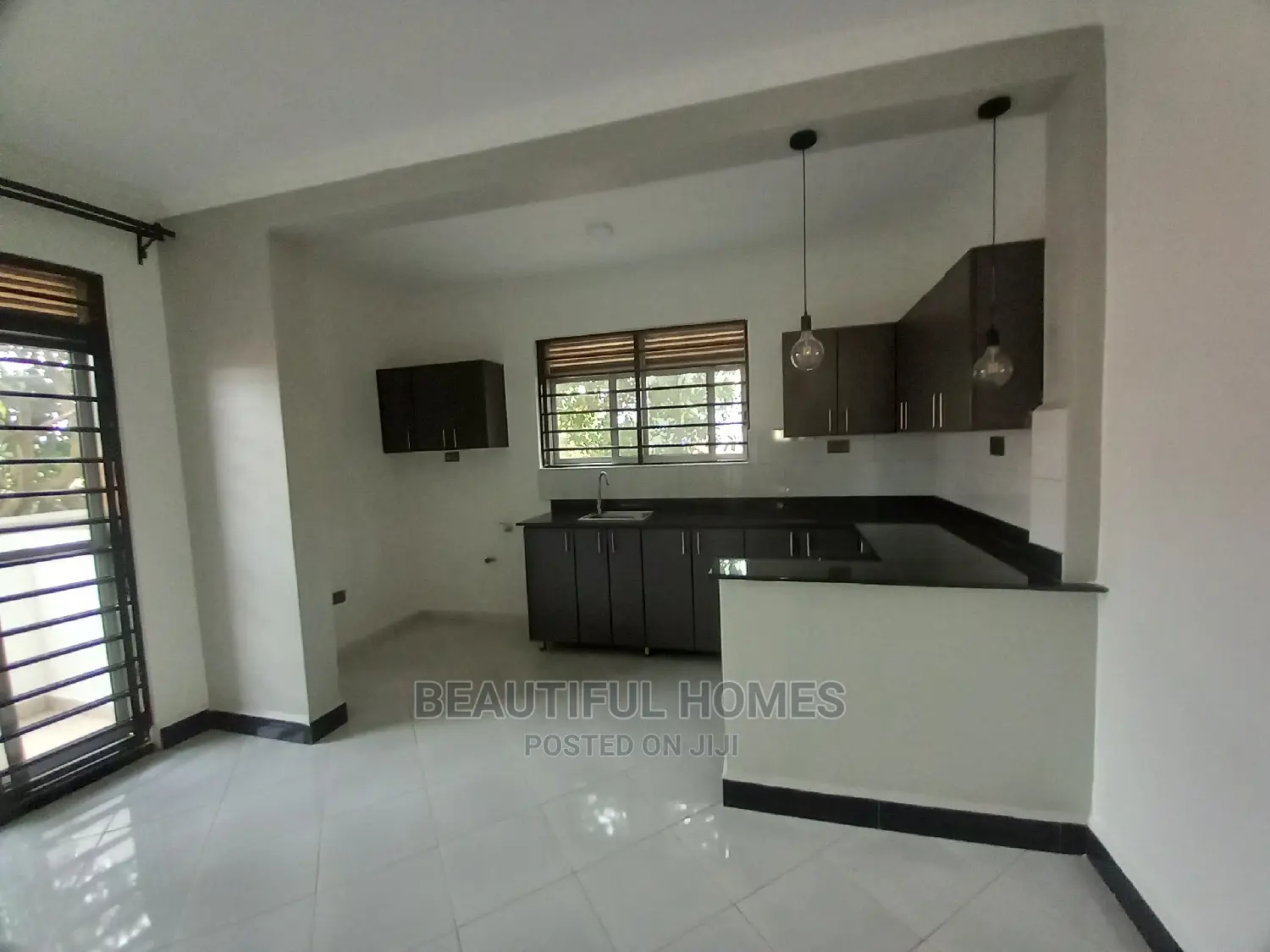 Furnished 2bdrm Apartment in Kisaasi, Central Division for Sale