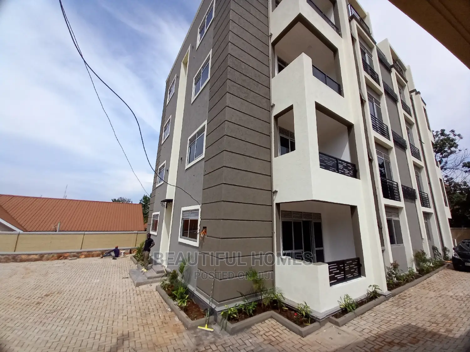 Furnished 2bdrm Block of Flats in Kisaasi Corporate, Central Division