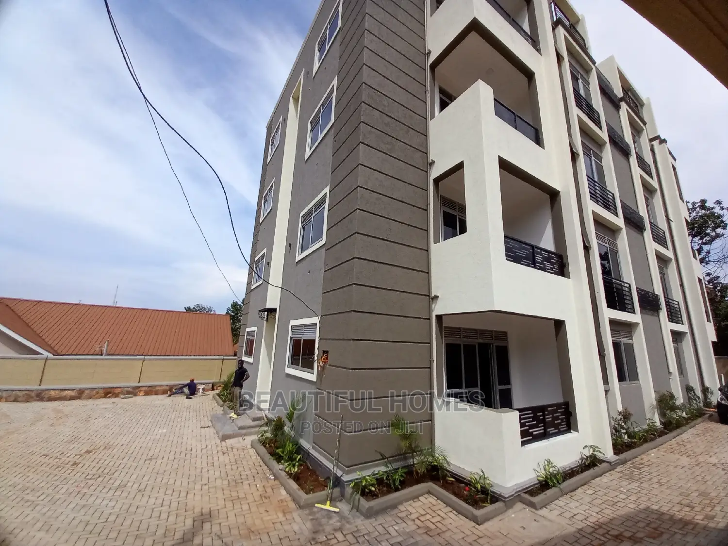 Furnished 2bdrm Block of Flats in Kisaasi Corporate, Central Division