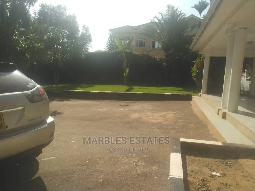 3bdrm Apartment in Bugolobi, Central Division for Rent
