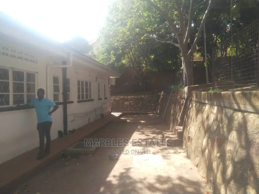 3bdrm Apartment in Bugolobi, Central Division for Rent