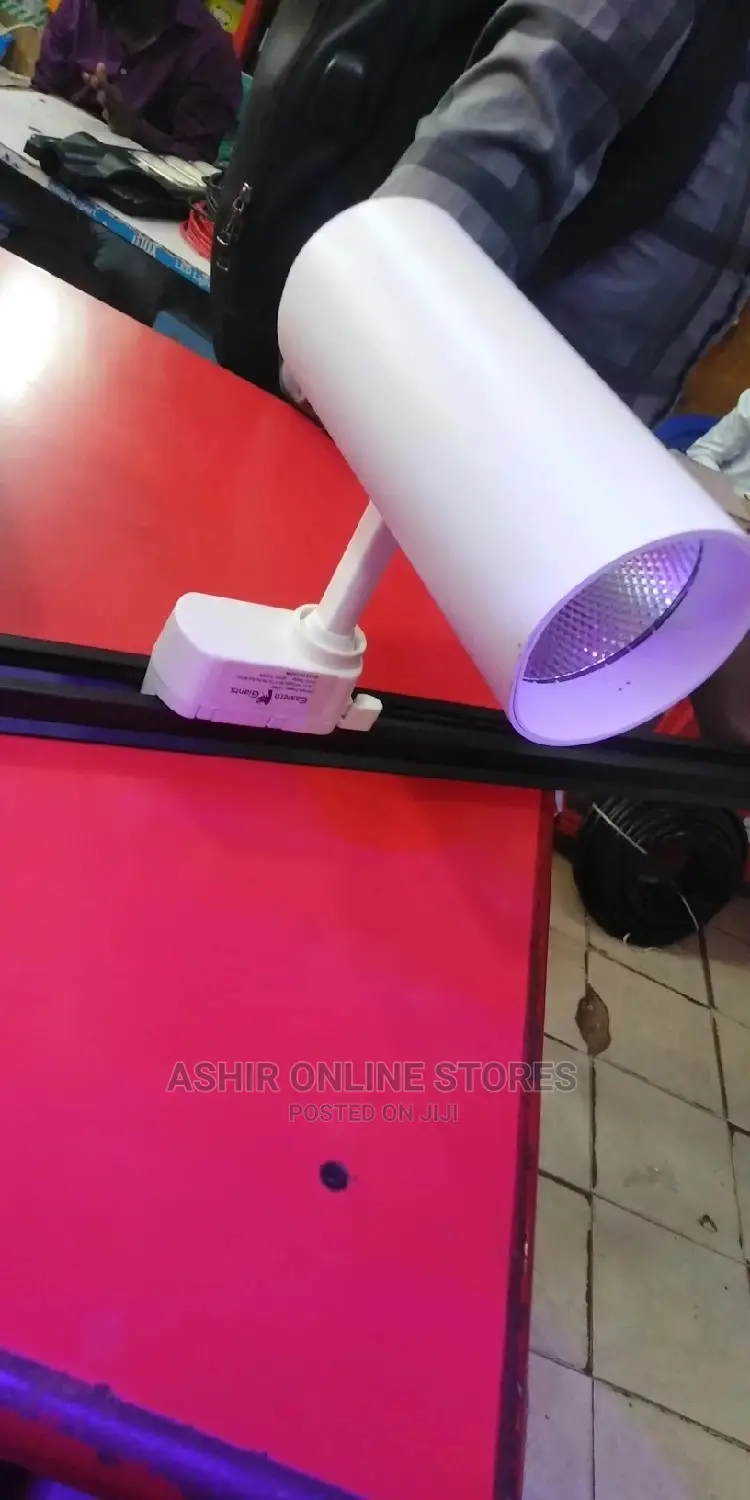 Botique Track Light/ Spot Lights for 30watts