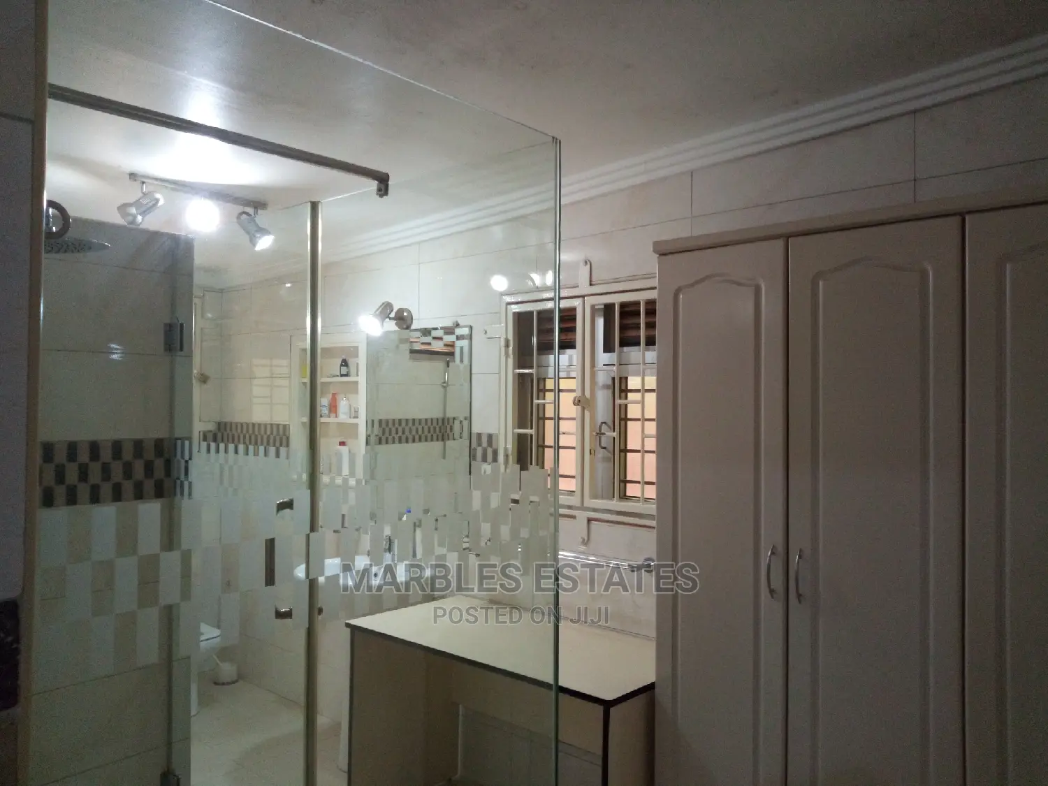 3bdrm Bungalow in Kololo, Central Division for Rent