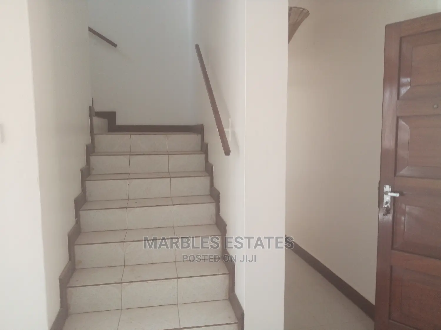 4bdrm Bungalow in Kololo, Central Division for Rent