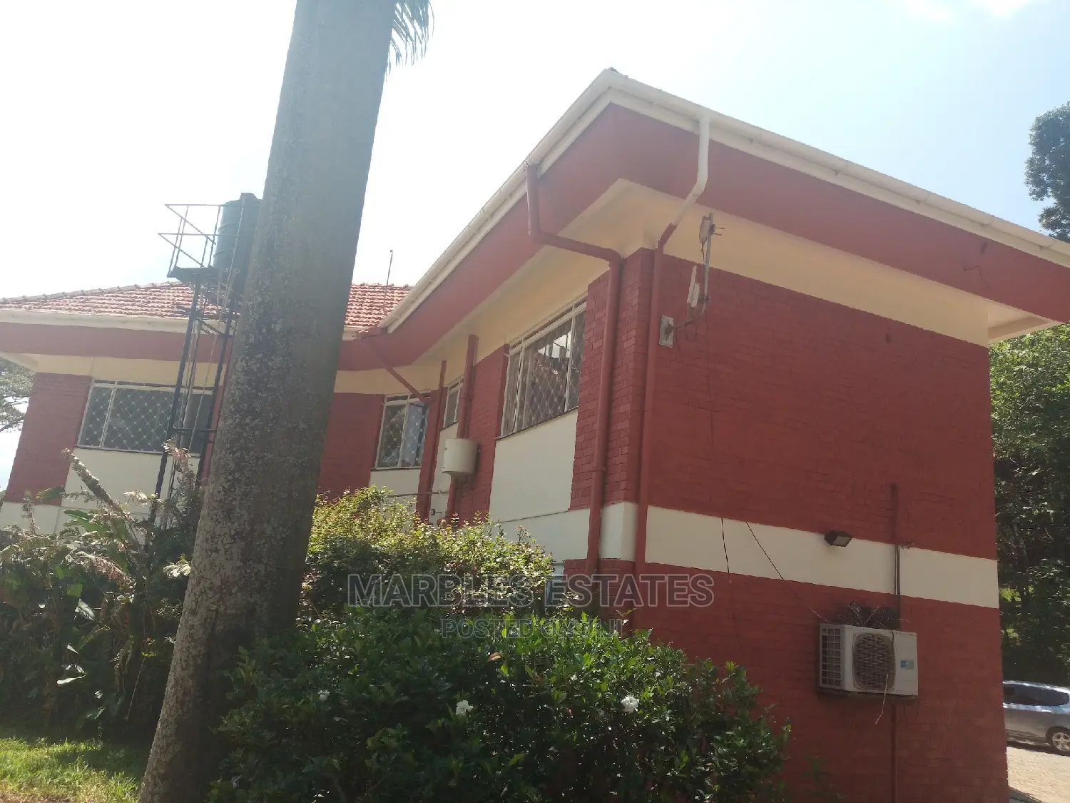 4bdrm Bungalow in Kololo, Central Division for Rent