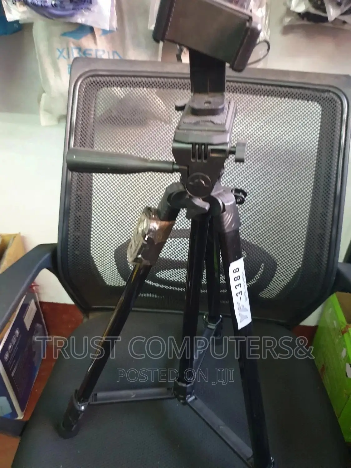 Tripod, Camera Stand (Phone Stand)3388