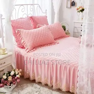 The Seer Sucker Duvet Set