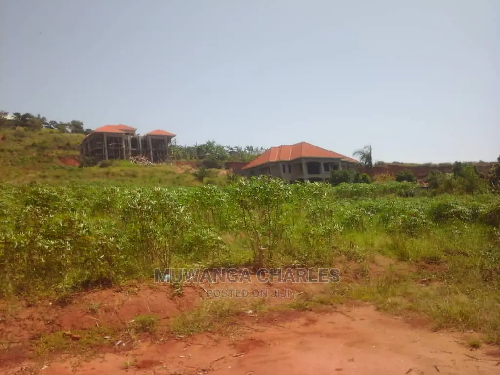 100by50ft Plot of Land for Sale in Nakwero
