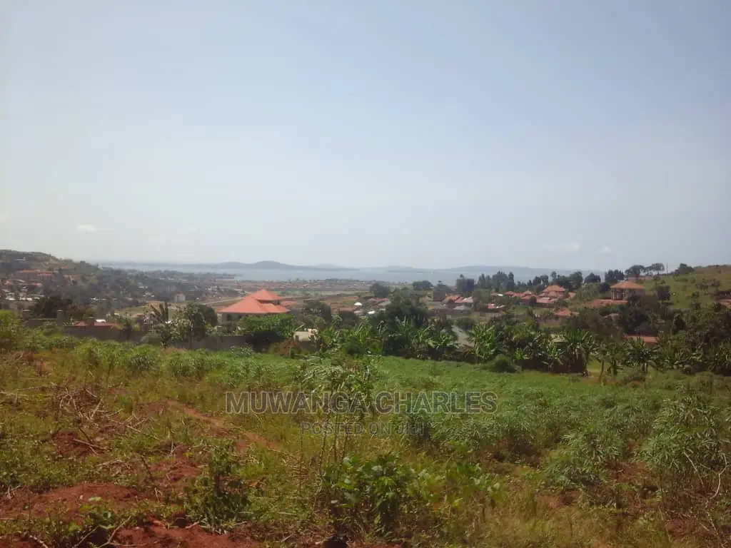 100by50ft Plot of Land for Sale in Nakwero