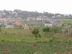 100by100ft for Sale in Kira