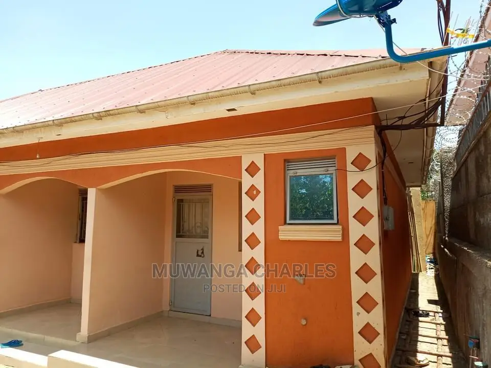 1bdrm House in Fs Properties Ltd, Central Division for rent