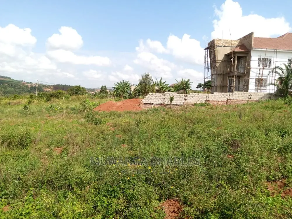 100by70ft Plot of Land for Sale in Kyanja