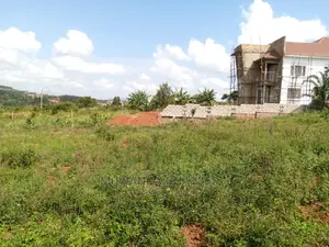 100by70ft Plot of Land for Sale in Kyanja