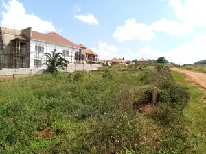 100by70ft Plot of Land for Sale in Kyanja