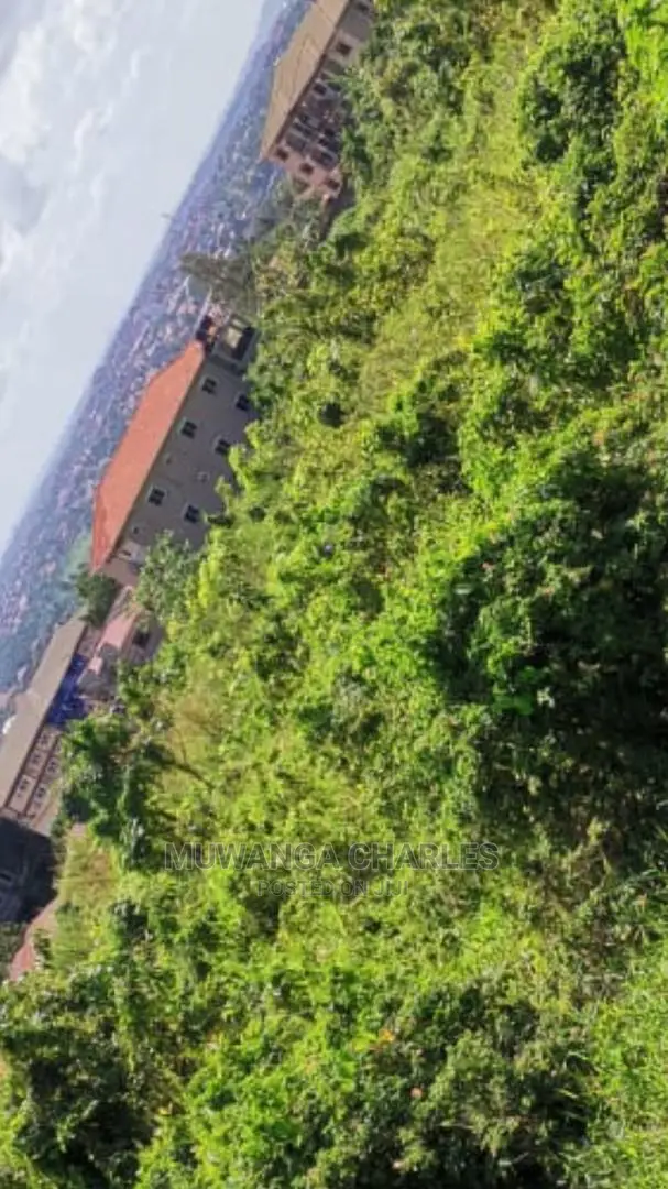 100by100ft Plot of Land for Sale in Buwate