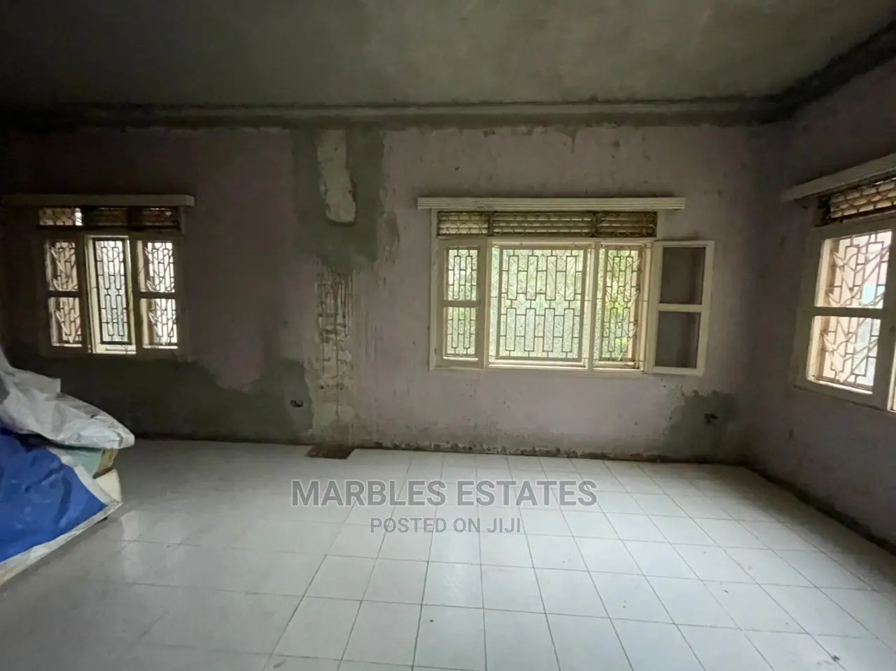 4bdrm Bungalow in Kololo, Central Division for Sale