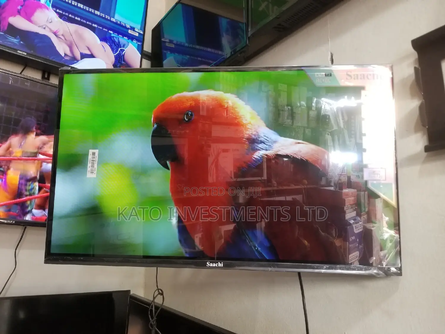 Saachi Tv Ac/Dc 32 Inches