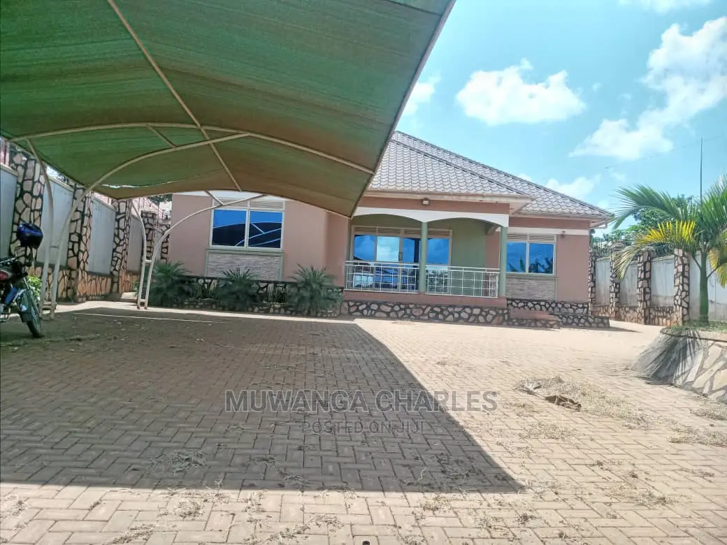 3bdrm Bungalow in Fs Properties Ltd, Central Division for Sale