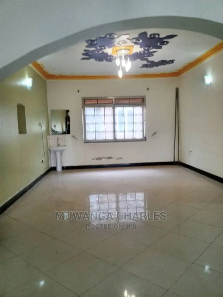 3bdrm Bungalow in Fs Properties Ltd, Central Division for Sale