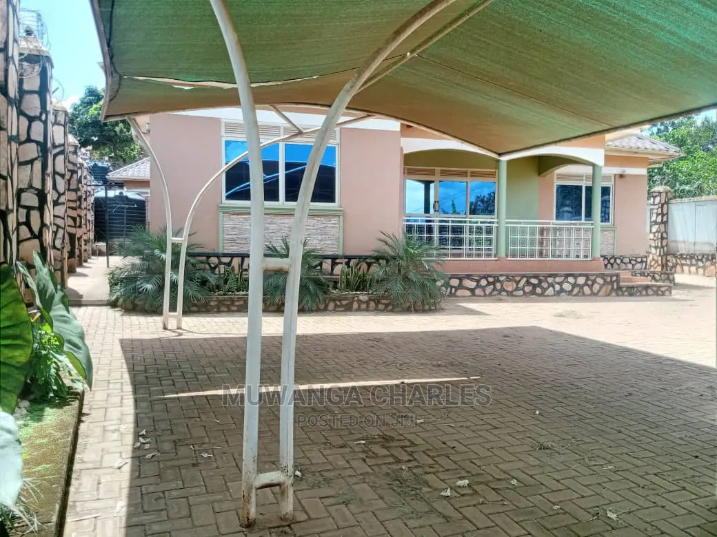 3bdrm Bungalow in Fs Properties Ltd, Central Division for Sale