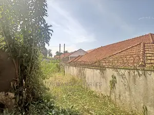 100by70ft Plot for Sale in Kyanja Kungu