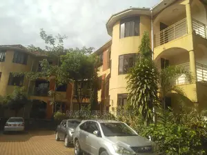 3bdrm Apartment in Muyenga, Central Division for Rent