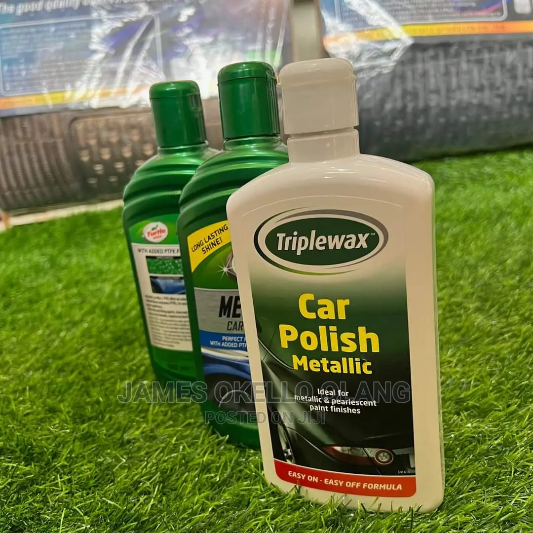 Metallic Turtle Wax Car Polish