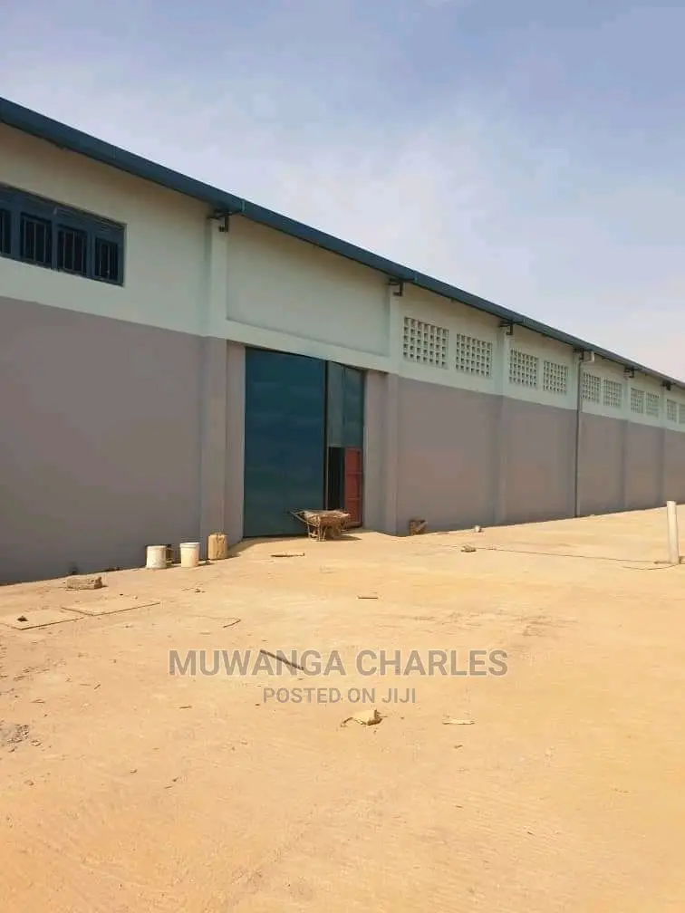 We're House for Rent in Industrial Area