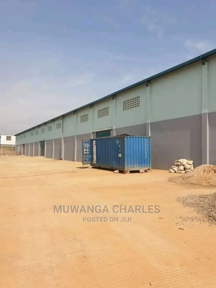 We're House for Rent in Industrial Area