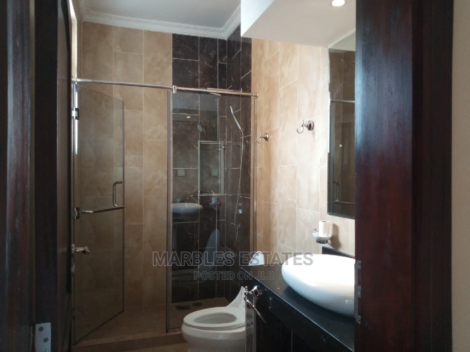 Furnished 3bdrm Apartment in Nakasero, Central Division for rent