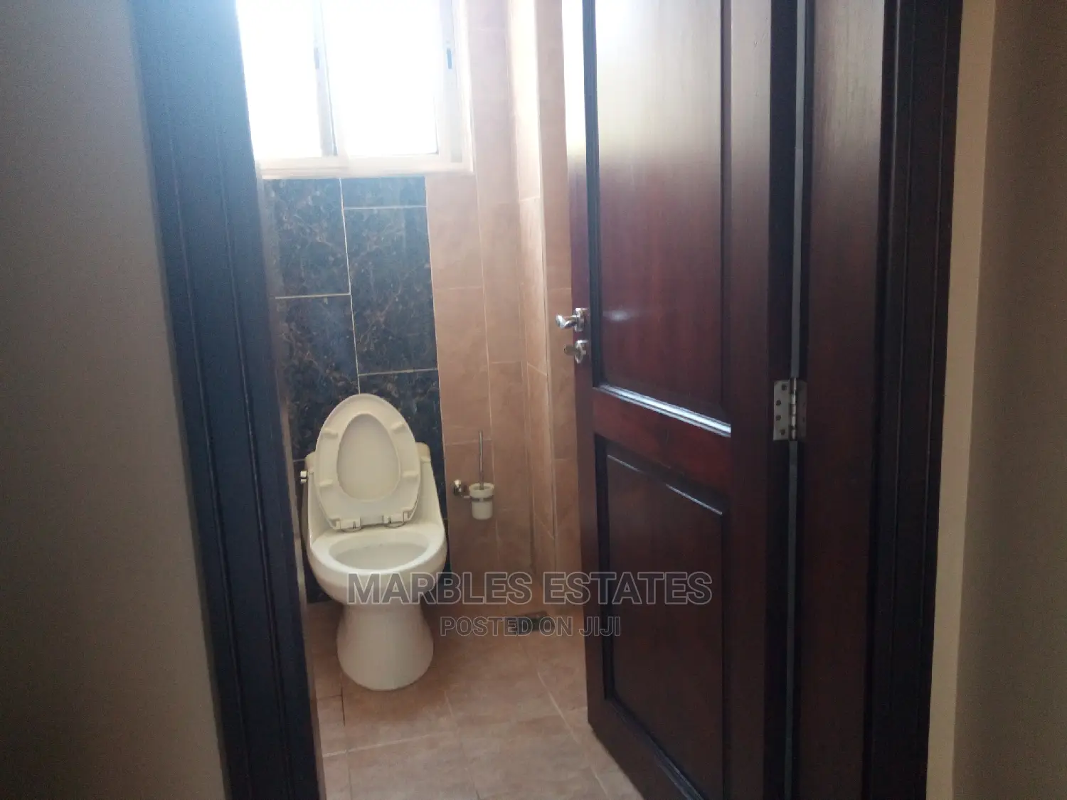 Furnished 3bdrm Apartment in Nakasero, Central Division for rent