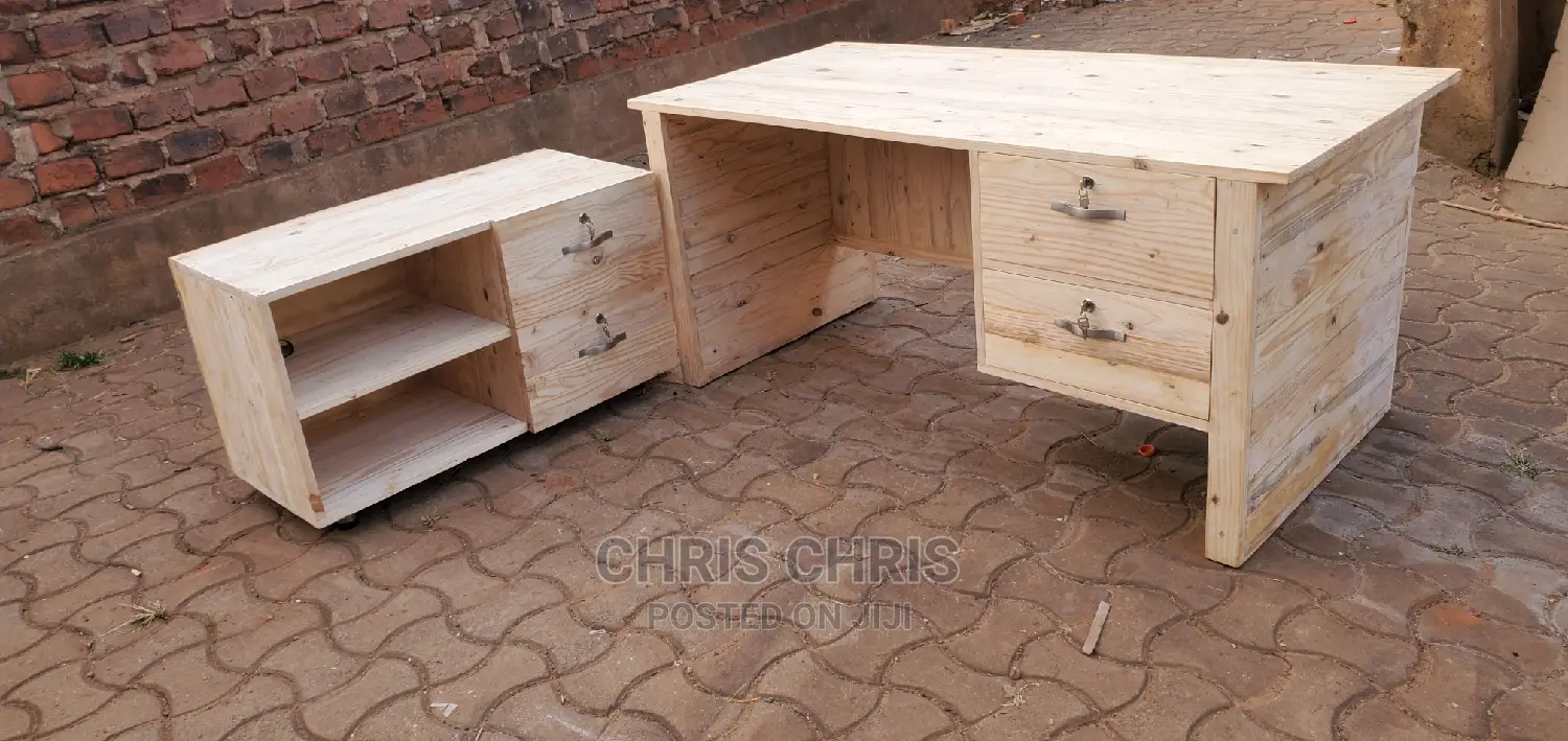 Pallet Crafted Office Worktables