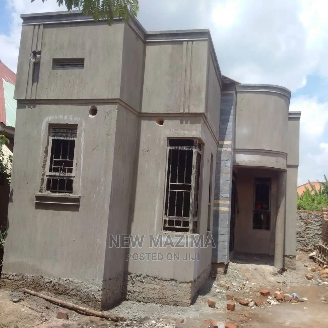 2bdrm House in Kawanda Kirinyabigo, Division a for Sale