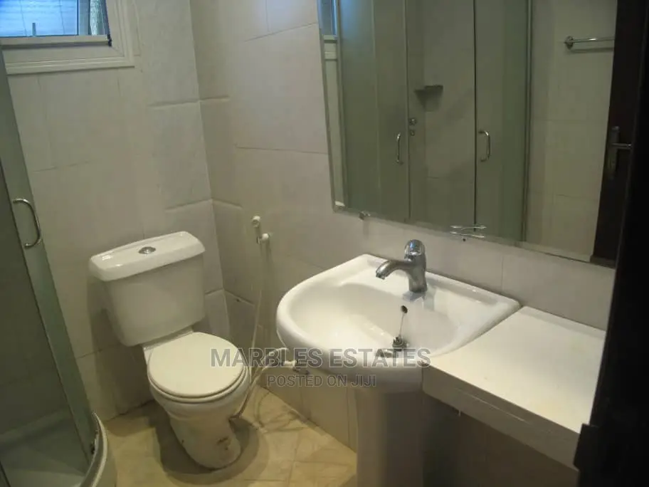 5bdrm House in Muyenga, Central Division for Sale