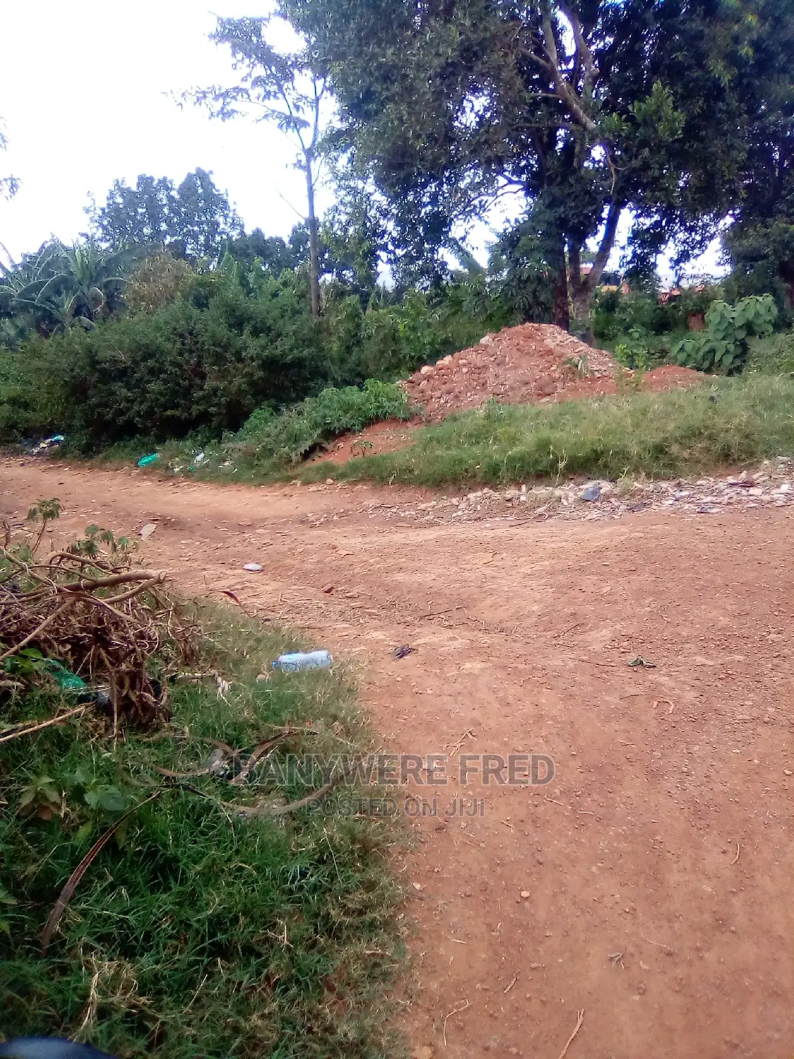 5acers of Land for Sale in Kasiso
