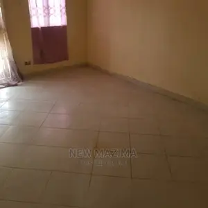 3bdrm House in Bulenga Town, Division a for Sale
