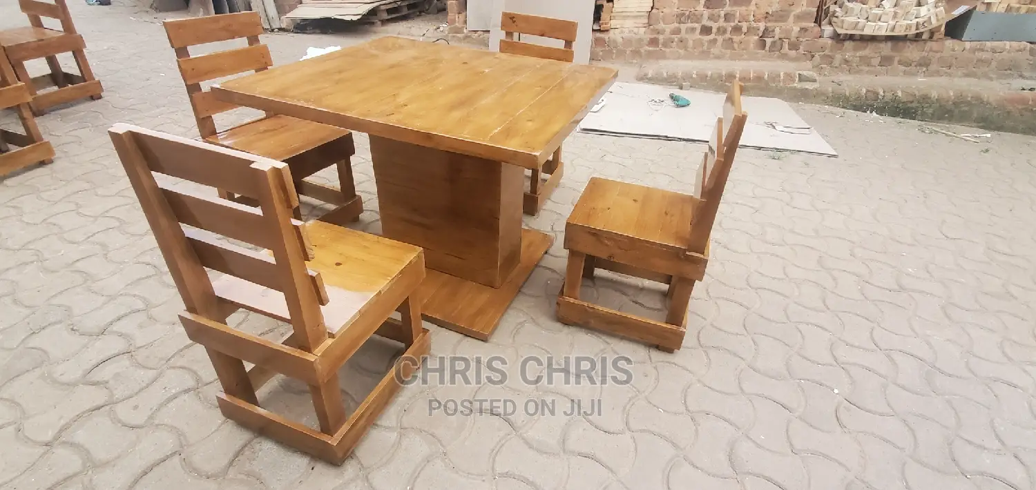 Pallet Craft Bar or Restaurant Tables for Sale