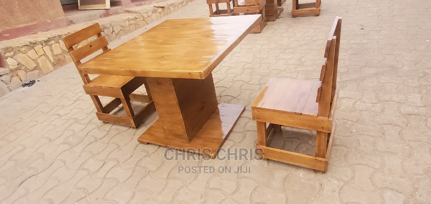 Pallet Craft Bar or Restaurant Tables for Sale