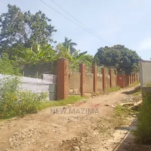 Very Prime 25 Decimals on Quicksale Heart of Muyenga Heights