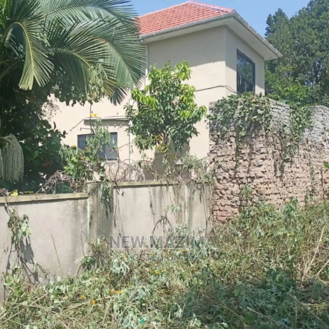 Very Prime 25 Decimals on Quicksale Heart of Muyenga Heights