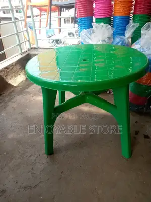 Plastic Round Table