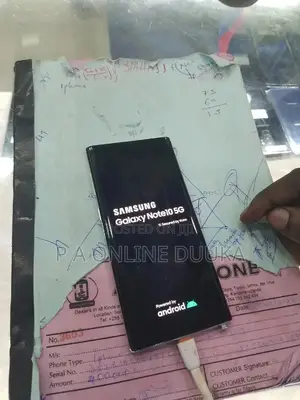 Photo - Samsung Galaxy Note 10 5G 256 GB Gold