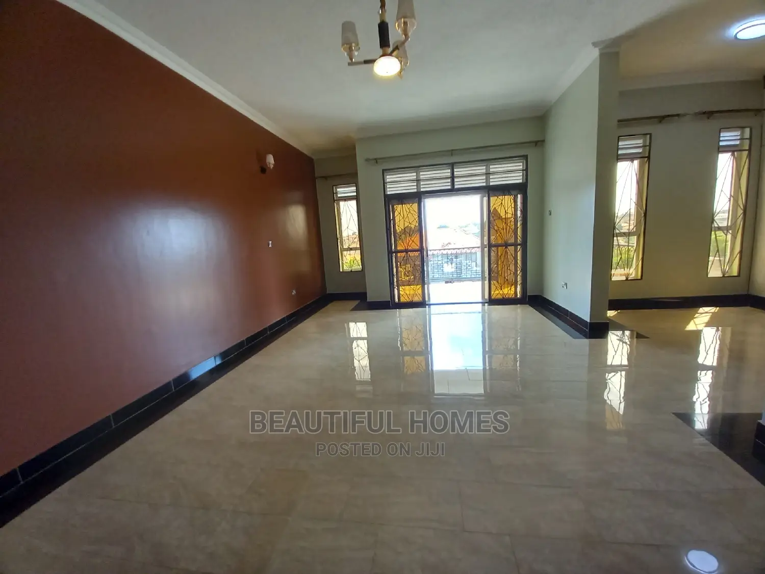 Furnished 6bdrm House in Kira Ministers for Sale