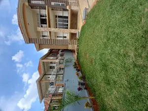 Furnished 6bdrm Mansion in Kira Tarmack for Sale