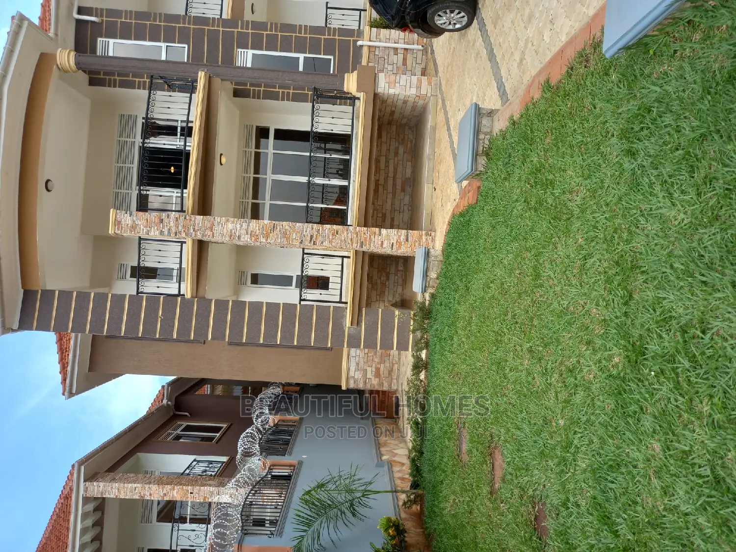 Furnished 6bdrm Mansion in Kira Corporate, Central Division for Sale